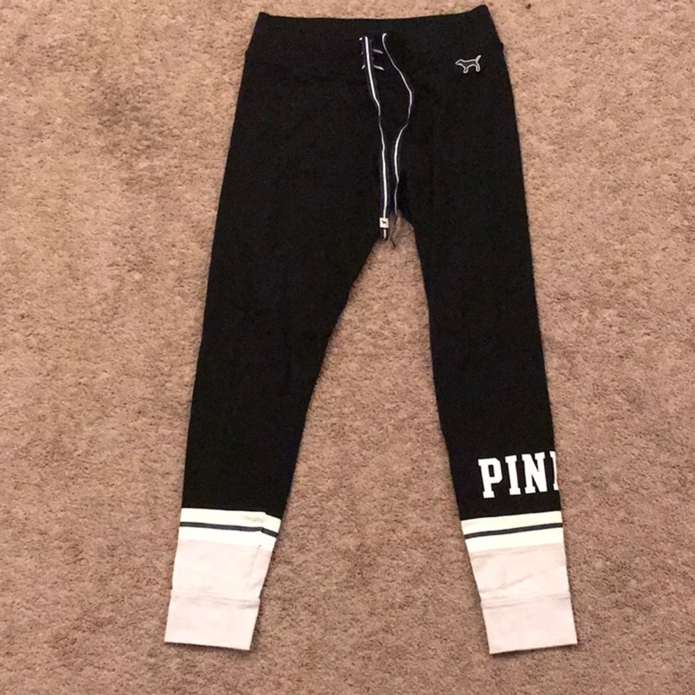 Victoria’s Secret PINK leggings